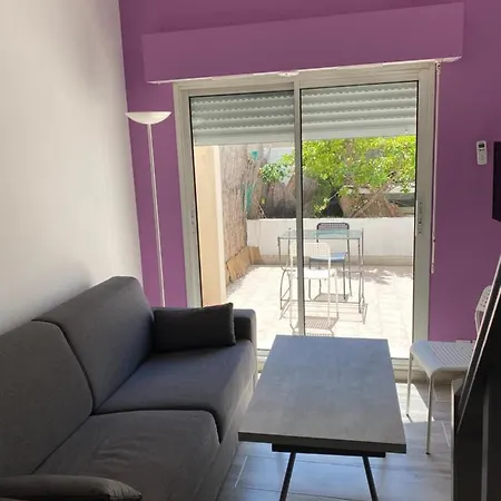 Sunshine Apartment *